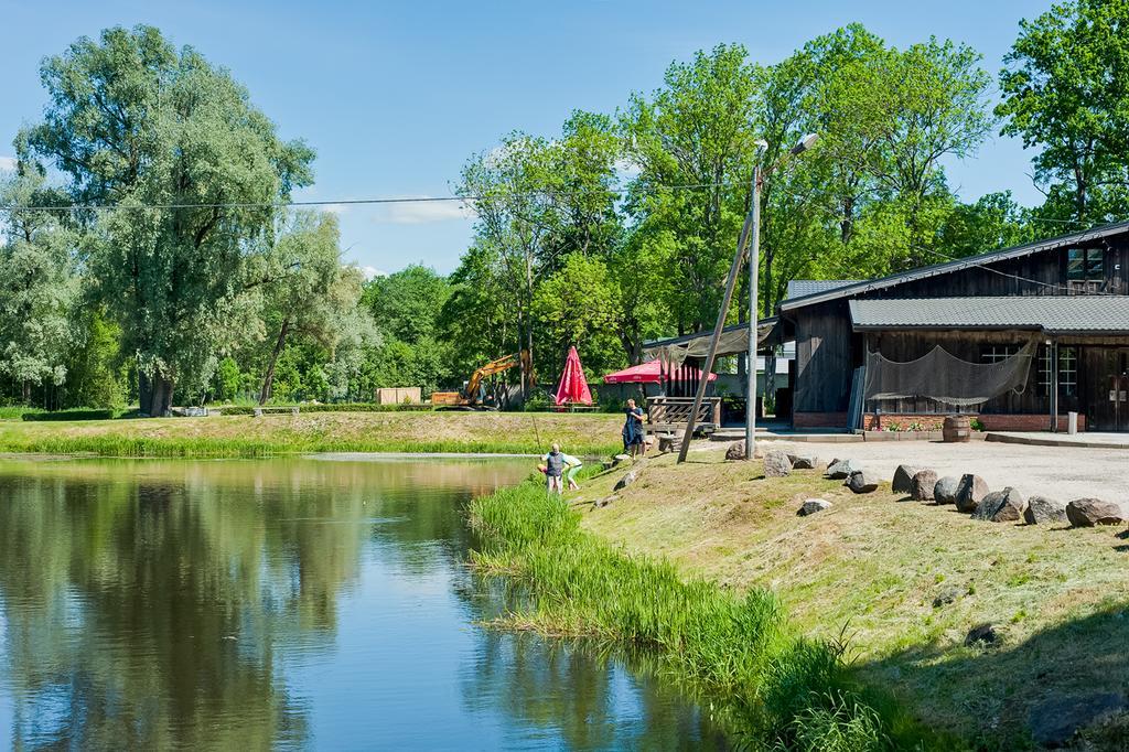 Veskisilla Hotel Türi 외부 사진