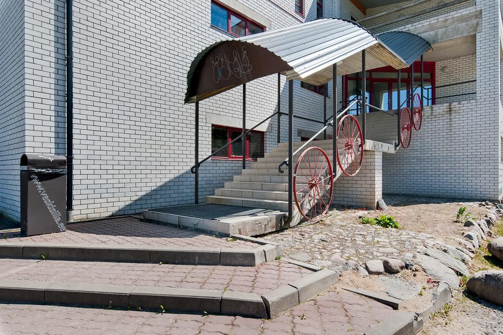 Veskisilla Hotel Türi 외부 사진