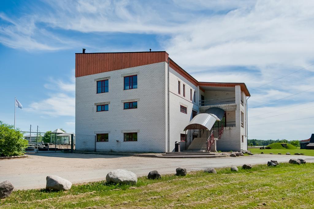 Veskisilla Hotel Türi 외부 사진
